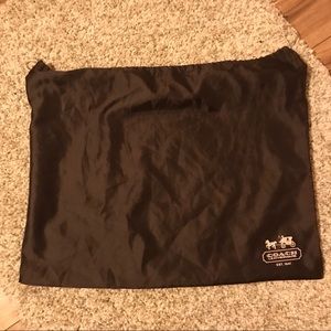 Coach dust cover 20x24